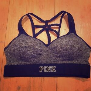 NWOT PINK VS Ultimate Sports Bra 🖤